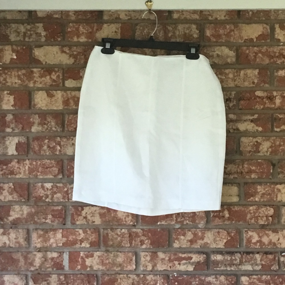 GUESS Los Angeles Linen Skirt